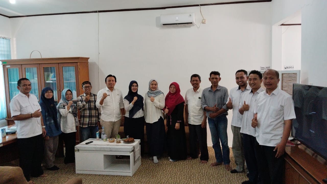 Kelapa Sukabumi: Komoditas Turun Temurun yang Menjanjikan untuk Hilirisasi dan Nilai Tambah